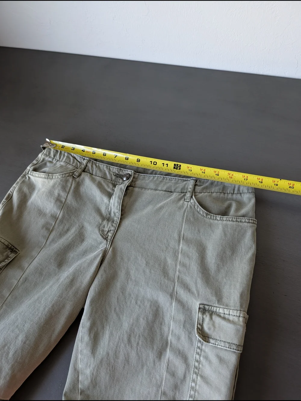 Michael Kors Olive Cargo Pants Straight Leg Multiple Pockets Size 12 Cotton Mix